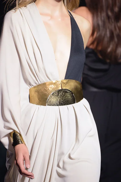 Look 57